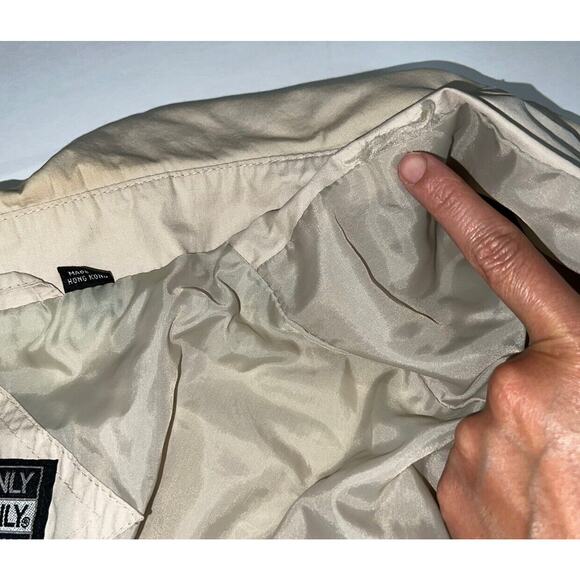 Members Only Jacket Size 42 Beige Khaki Bomber Pockets 1980s Vintage AS IS *READ - Picture 15 of 15